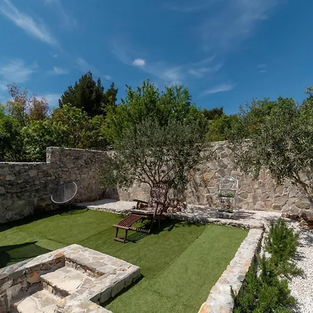 Hillside In With Pool, Terrace, And Stunning View Trogir
