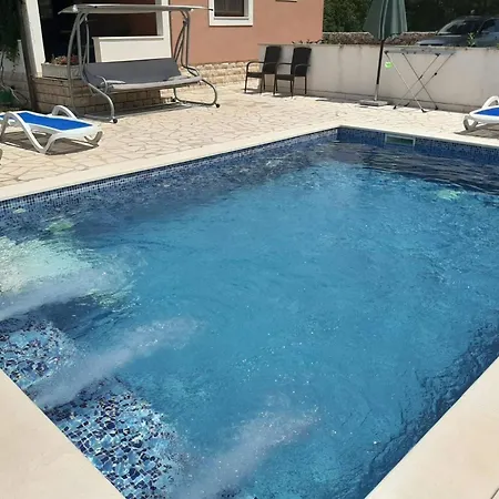 Hillside In With Pool, Terrace, And Stunning View